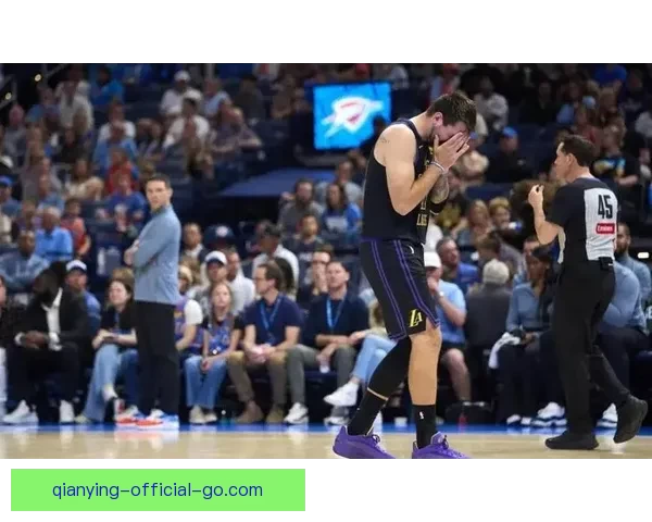 东契奇腿筋重伤或赛季报销湖人冲击季后赛前景蒙上阴影